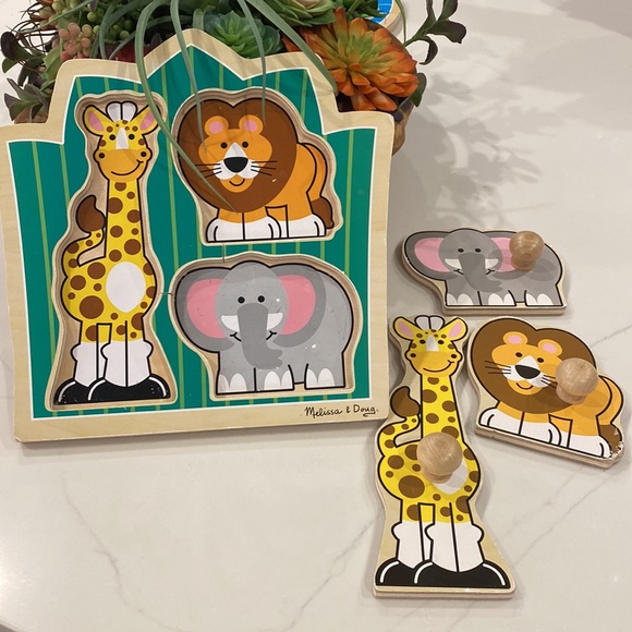 Melissa & Doug Jungle Friends Wood Peg Puzzle - Picture 3 of 6
